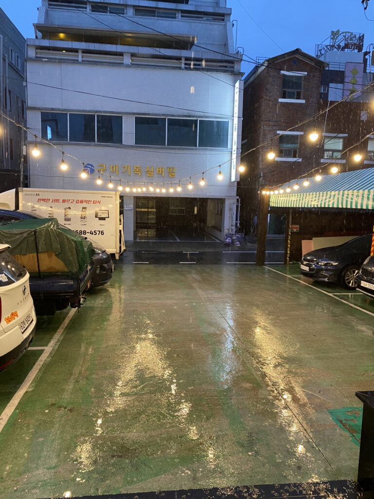 구미 달방 모텔 레지던스 쉼 그리고 여유 실외 주차장