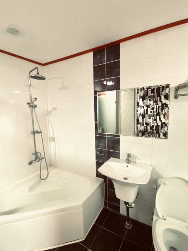 구미 월세 모텔 103호 화장실