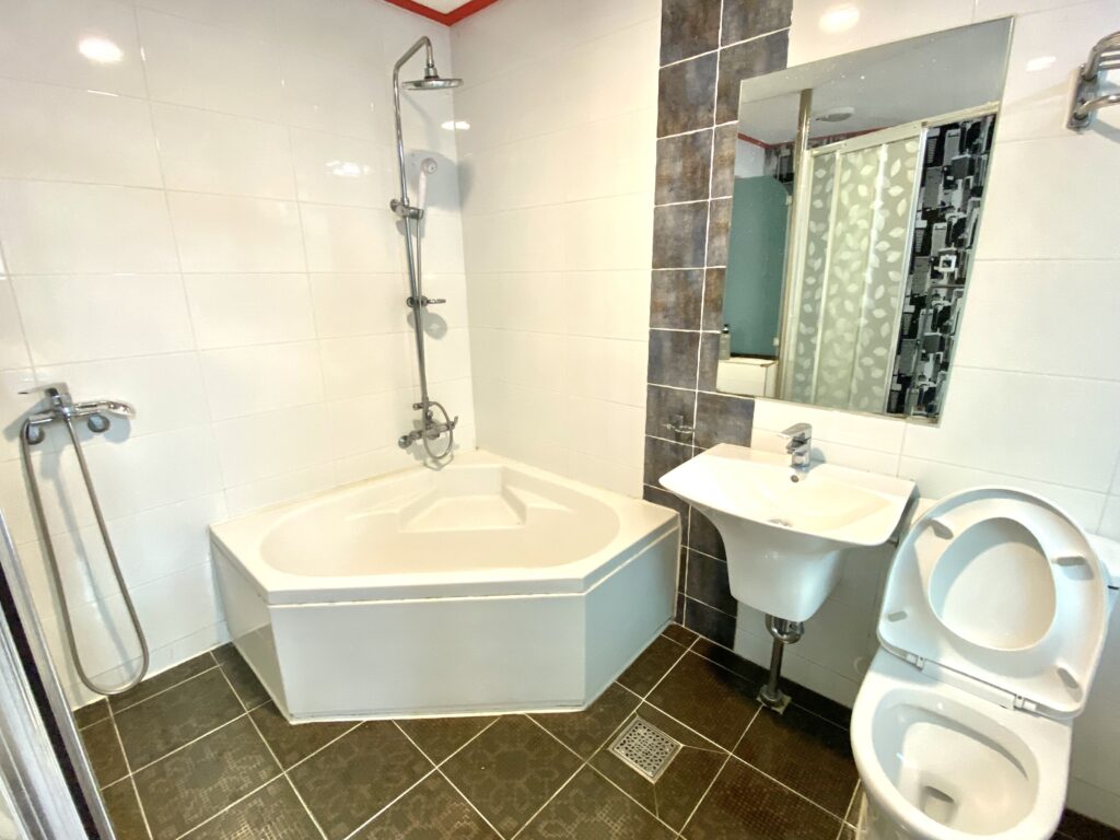 구미 장기임대 달방 102호 화징실