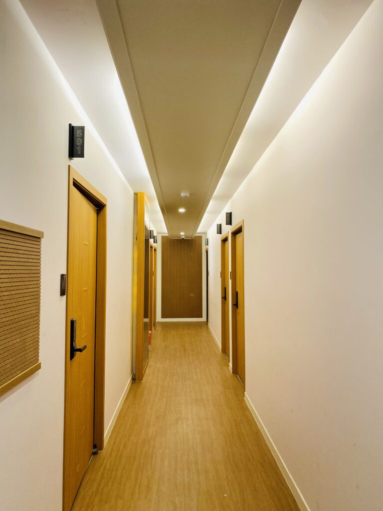 구미 모텔 객실 복도 리모델링 인테리어 후