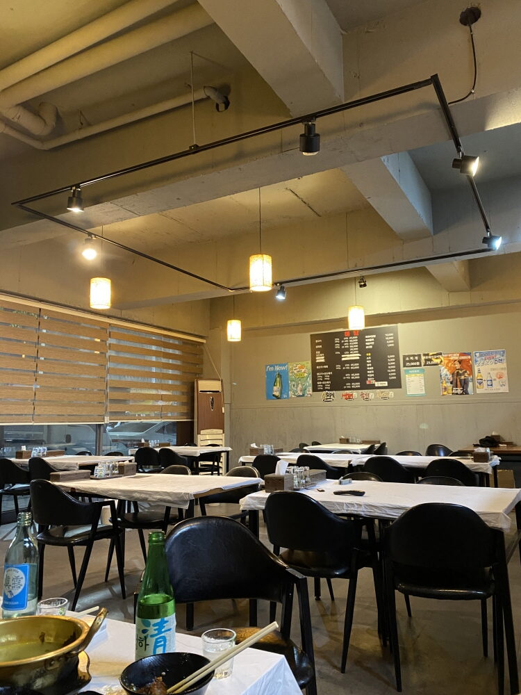 구미 뭉티기·생고기 맛집 해담생고기 가게 내부