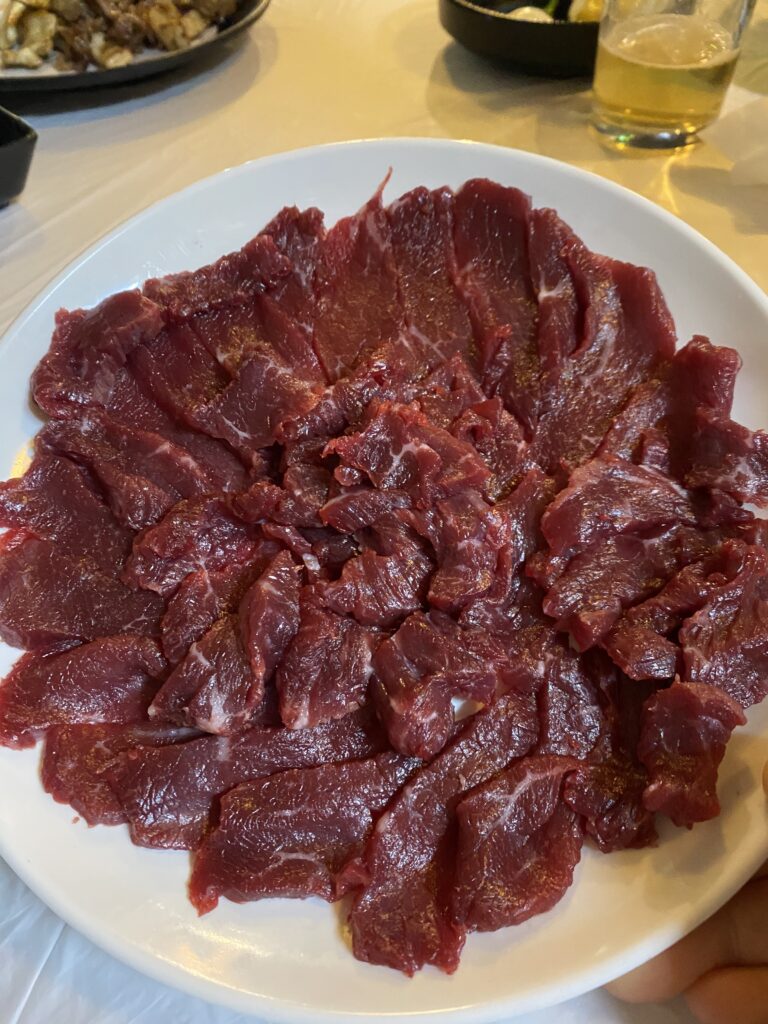 구미 뭉티기·생고기 맛집 해담생고기